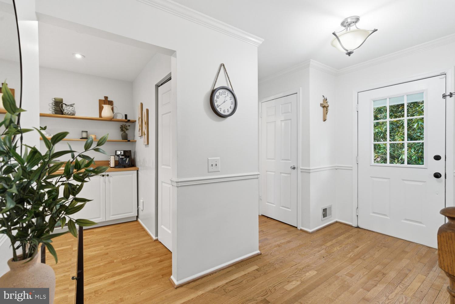 10601 Reed's Landing Circle Burke, VA 22015 - Photo 17 of 45 Welcoming entryway with natural light.