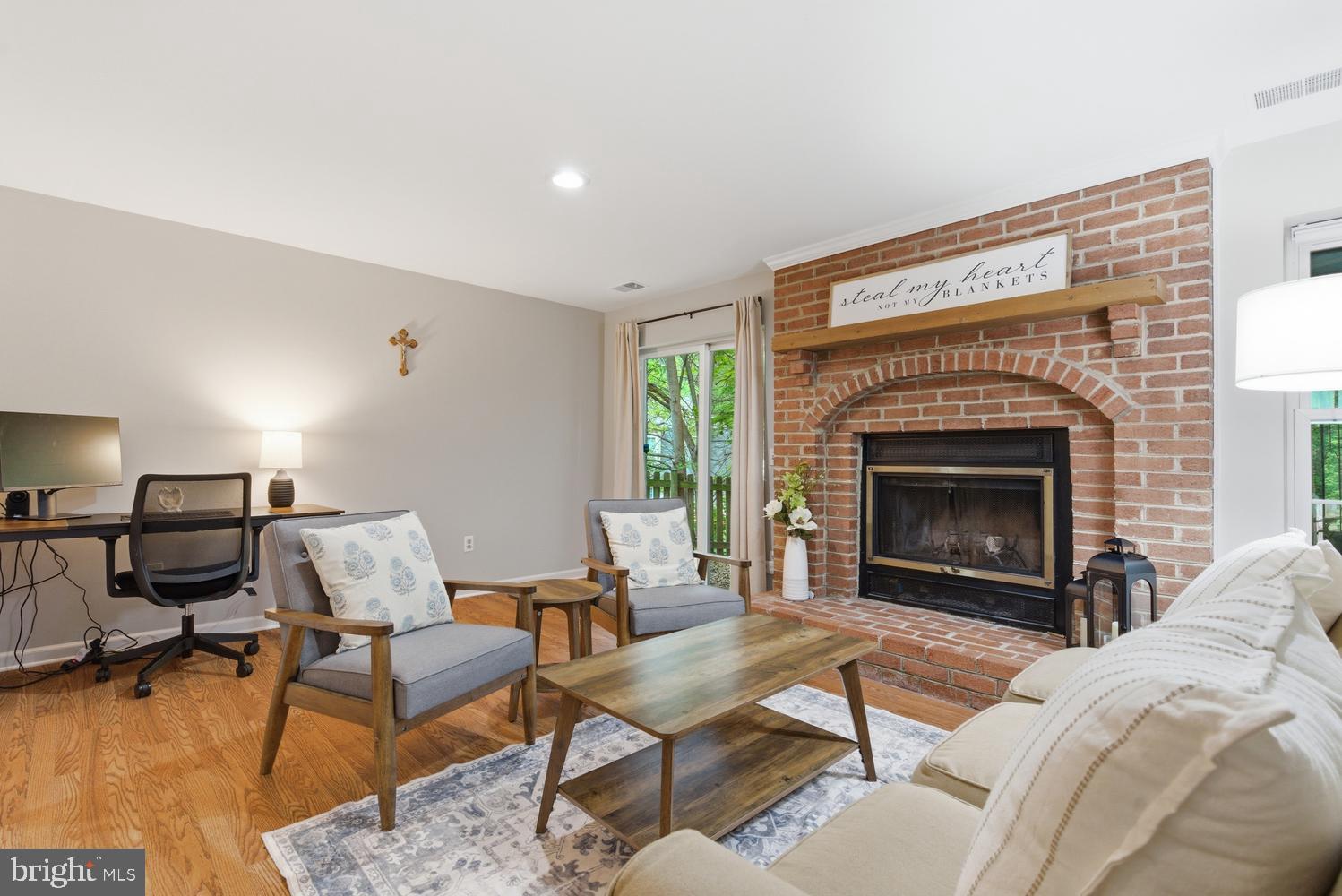 10601 Reed's Landing Circle Burke, VA 22015 - Photo 30 of 45 Room for relaxing and working from home
