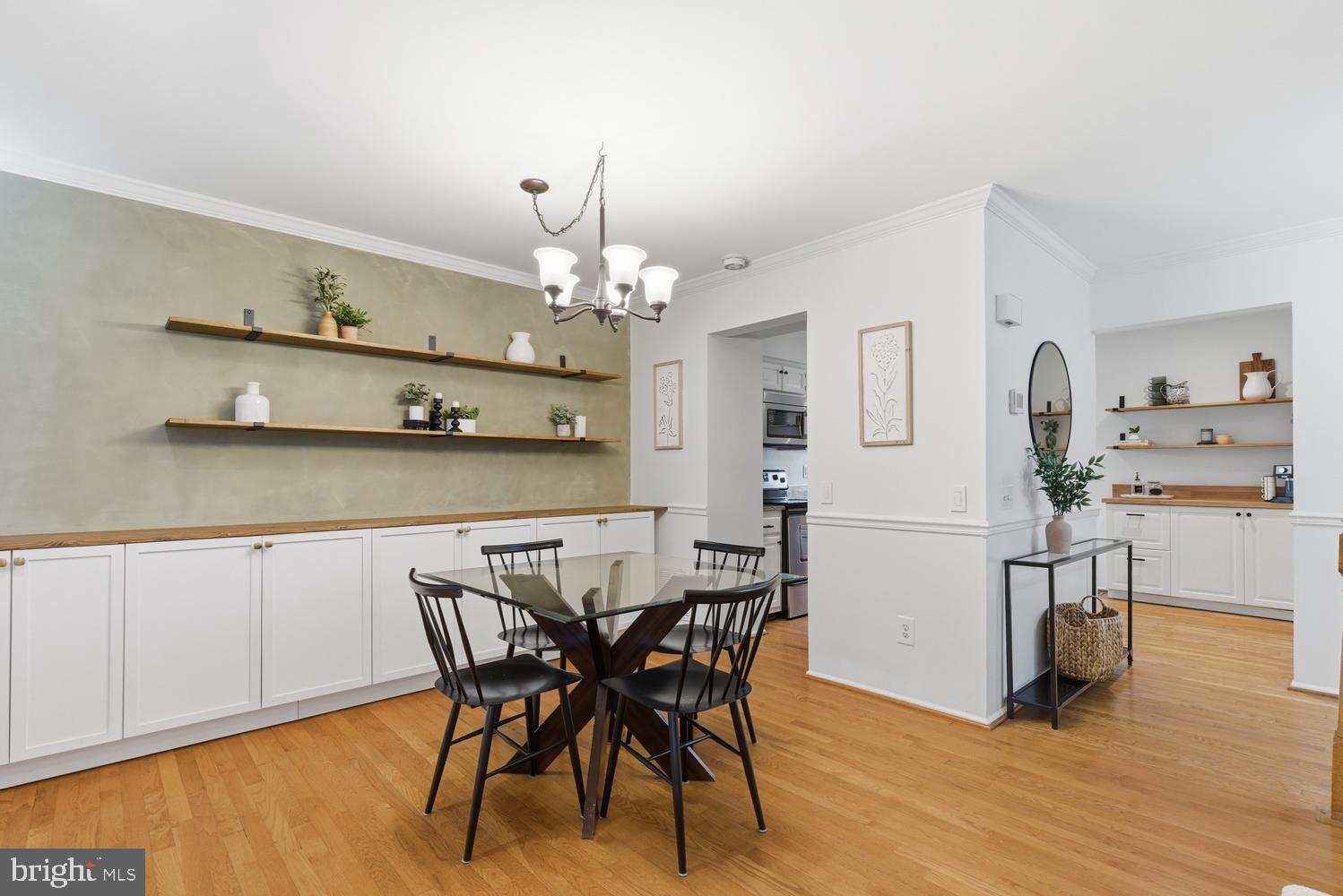 10601 Reed's Landing Circle Burke, VA 22015 - Photo 8 of 45 Modern dining space with stylish accents.