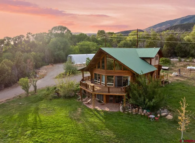 a view of outdoor space and city view