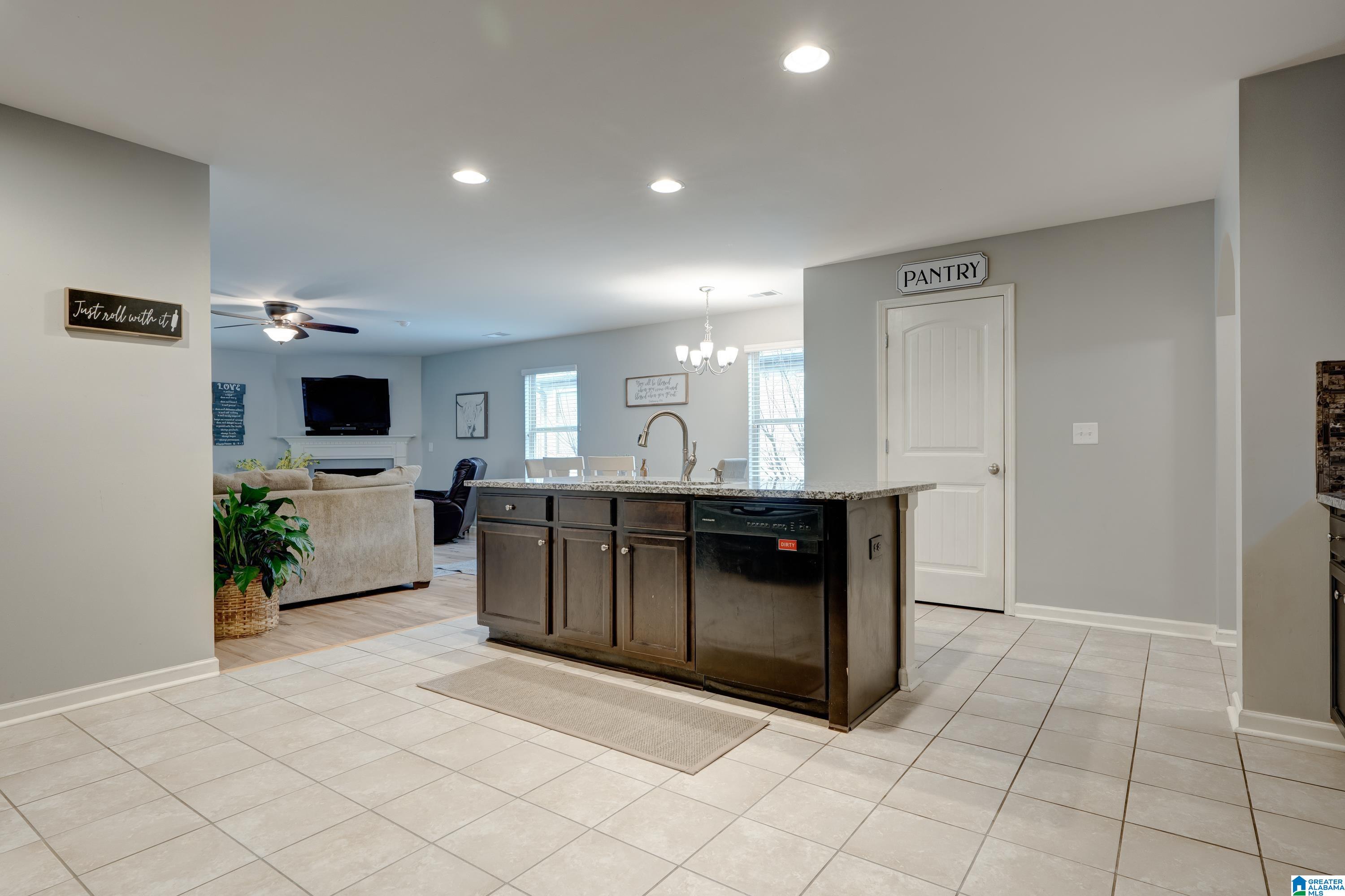 350 Reed Way Kimberly, AL 35091 - Photo 10 of 34