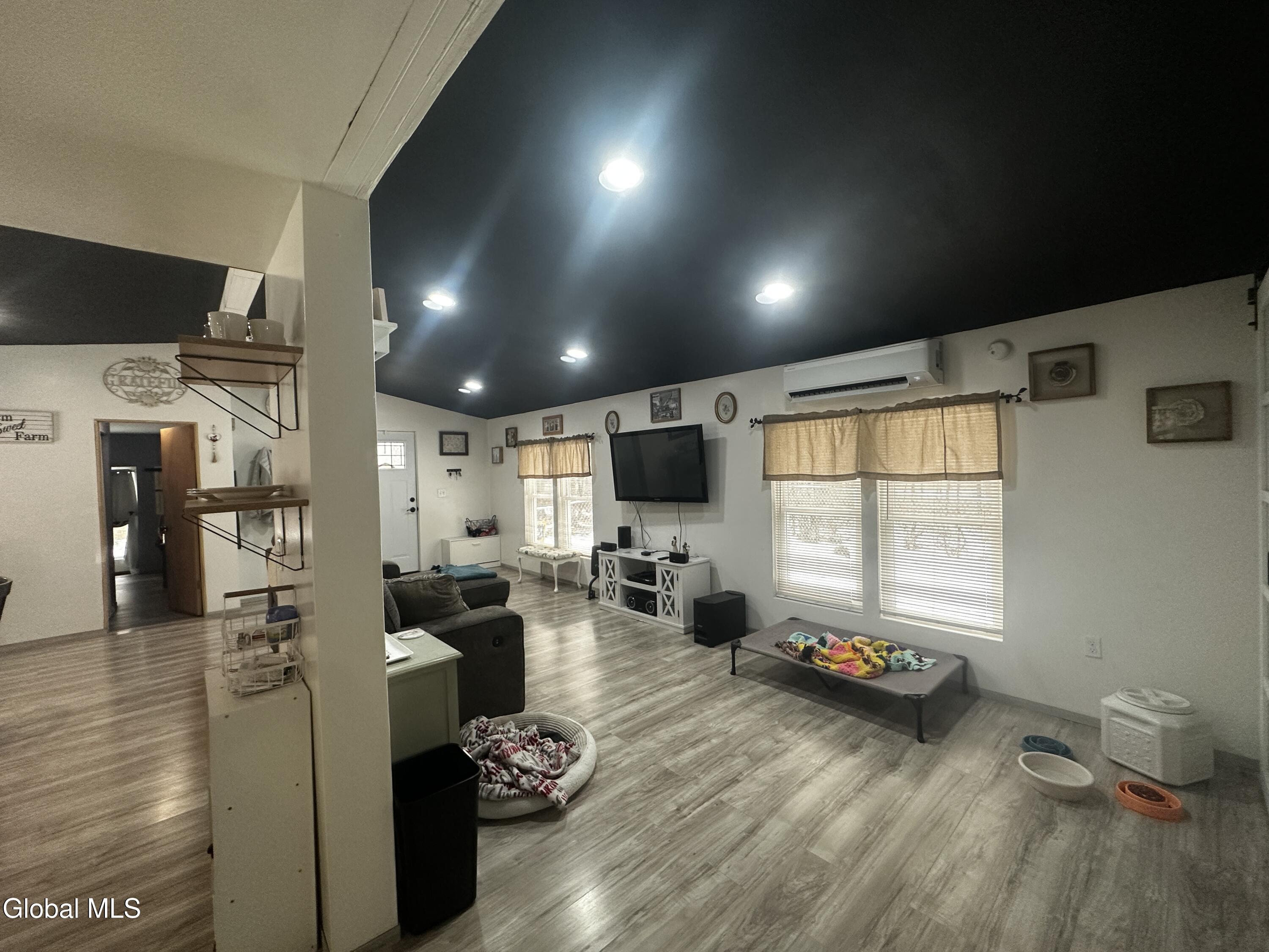 1073 Middleline Road Ballston Spa, NY 12020 - Photo 6 of 26 IMG_6255