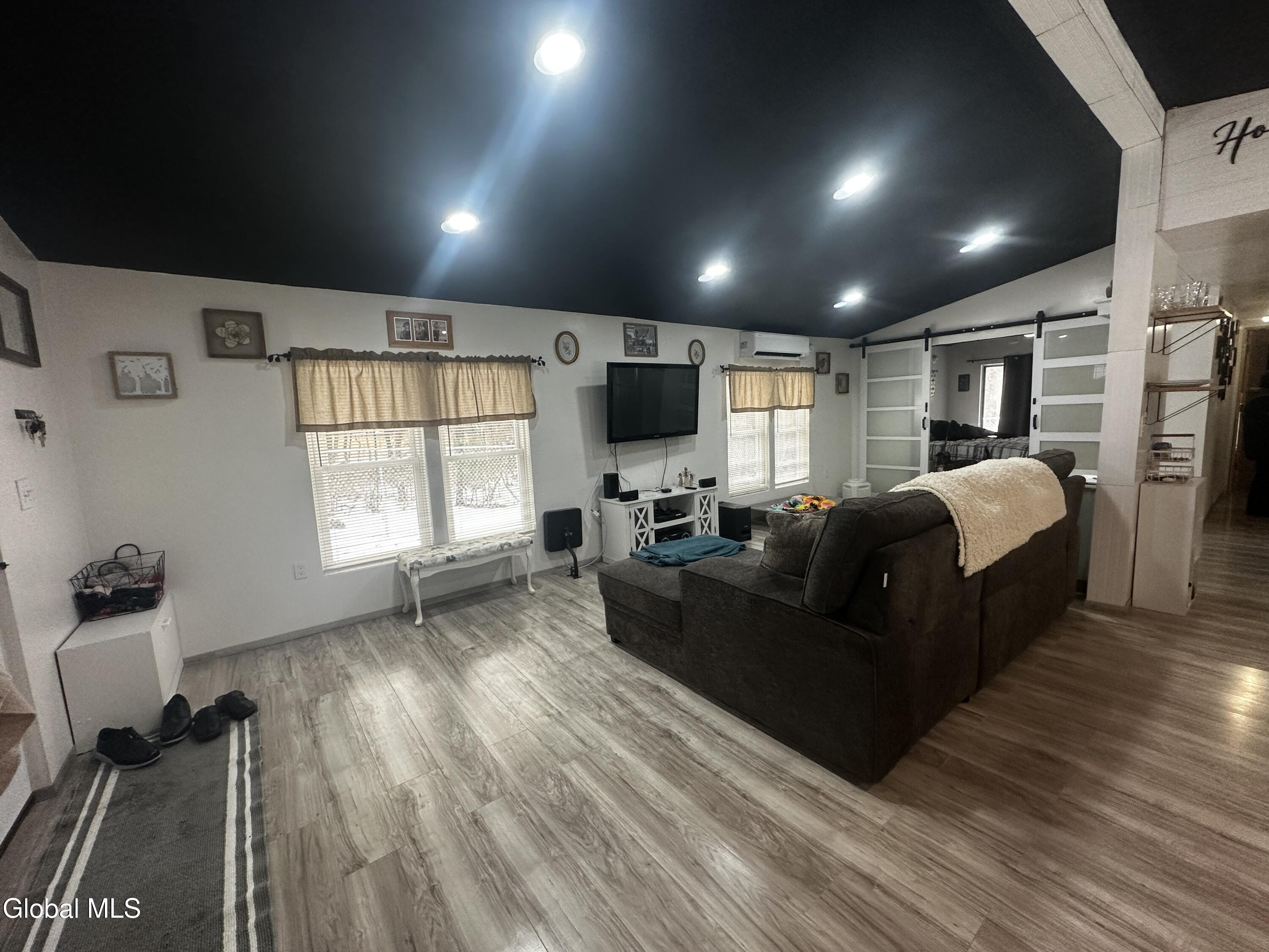 1073 Middleline Road Ballston Spa, NY 12020 - Photo 8 of 26 IMG_6249