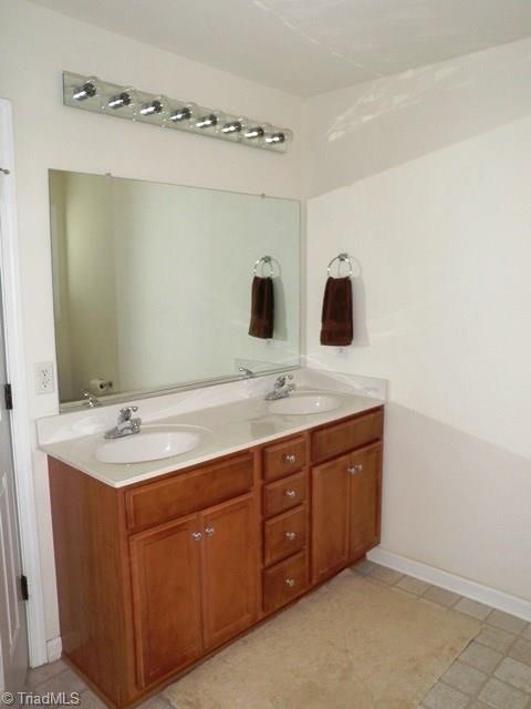5886 Sunny Ridge Trail Clemmons, NC 27012 - Photo 8 of 9 Gallery Image 8