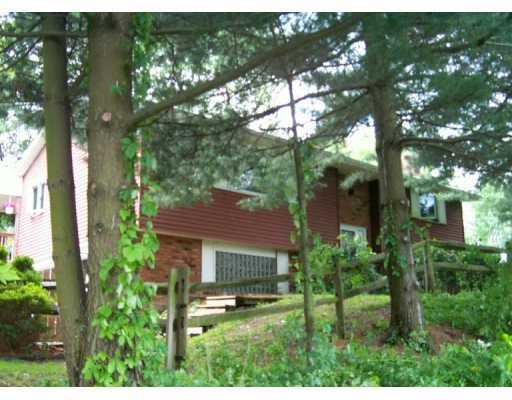 340 Logan Road Coraopolis, PA 15108 - Photo 1 of 8 Exterior Front.
