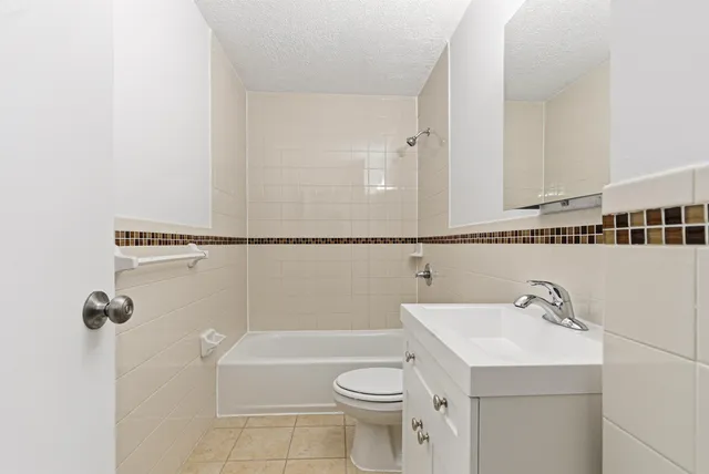 $2,550 | 5601 John F. Kennedy Boulevard, Unit 18F, North Bergen, NJ 07047