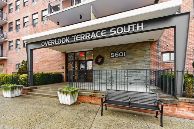 $2,550 | 5601 John F. Kennedy Boulevard, Unit 18F, North Bergen, NJ 07047