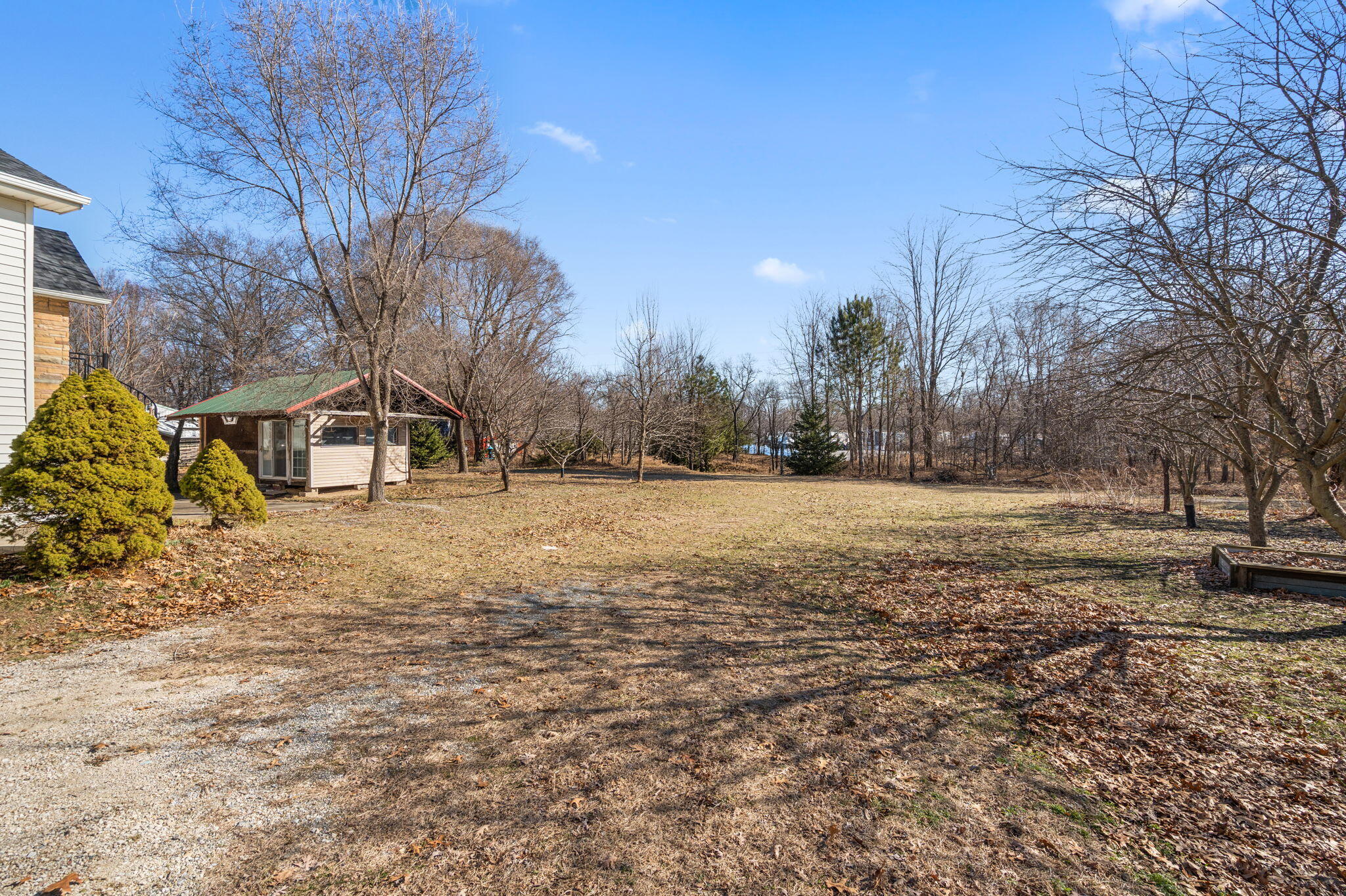 726 Freyer Road Michigan City, IN 46360 - Photo 16 of 23 2048x1365
