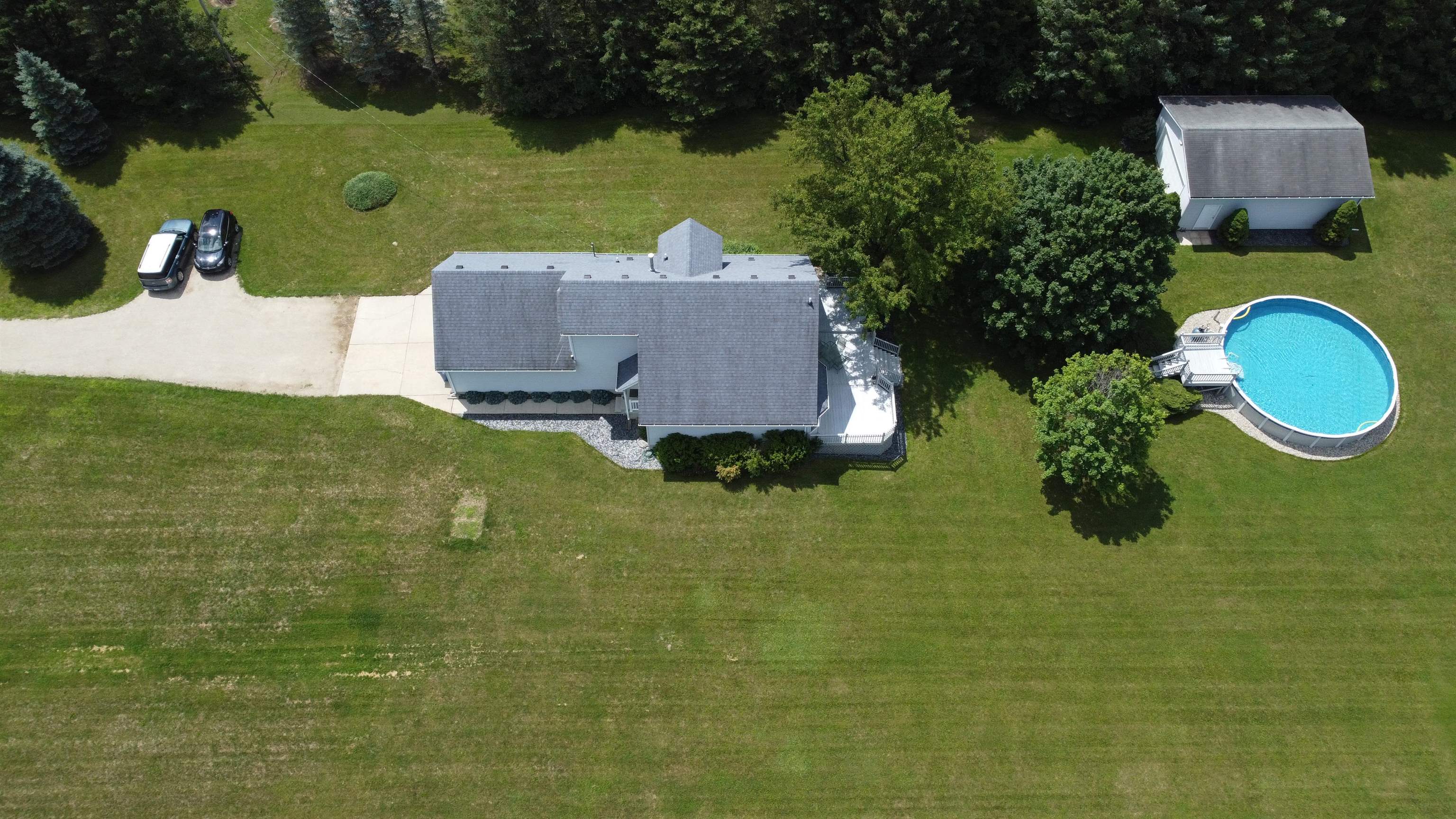 9421 Elms Road Clio, MI 48420 - Photo 38 of 38 50115650-37.JPG