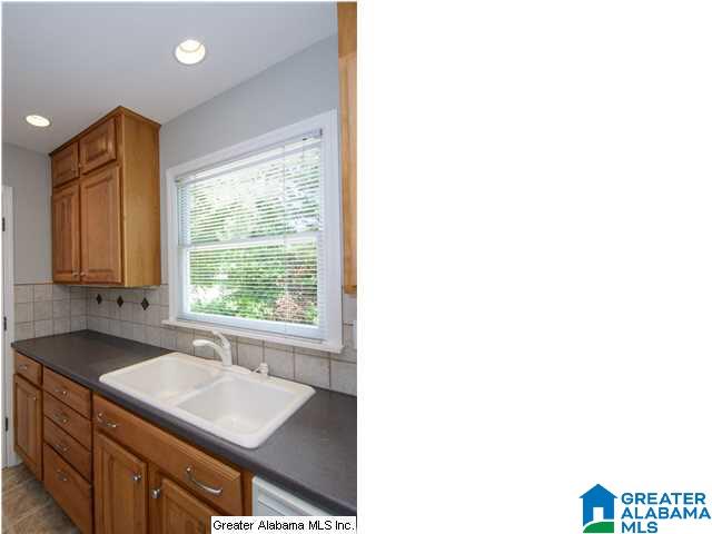 2627 Buckboard Road Birmingham, AL 35244 - Photo 7 of 32