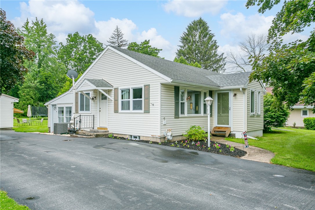 7 Pratt Road Manchester, NY 14504 - Photo 1 of 1 Gallery Image 1