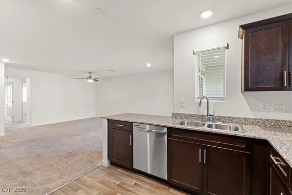 $1,895 | 2628 Blazing Blue Avenue, North Las Vegas, NV 89086