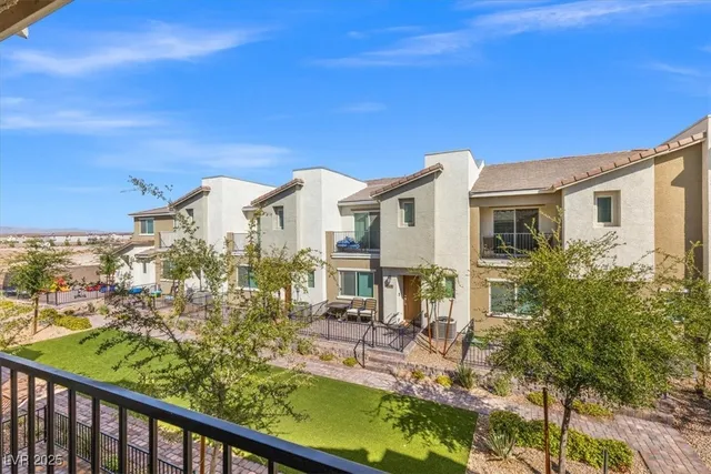 $2,040 | 2628 Blazing Blue Avenue, North Las Vegas, NV 89086