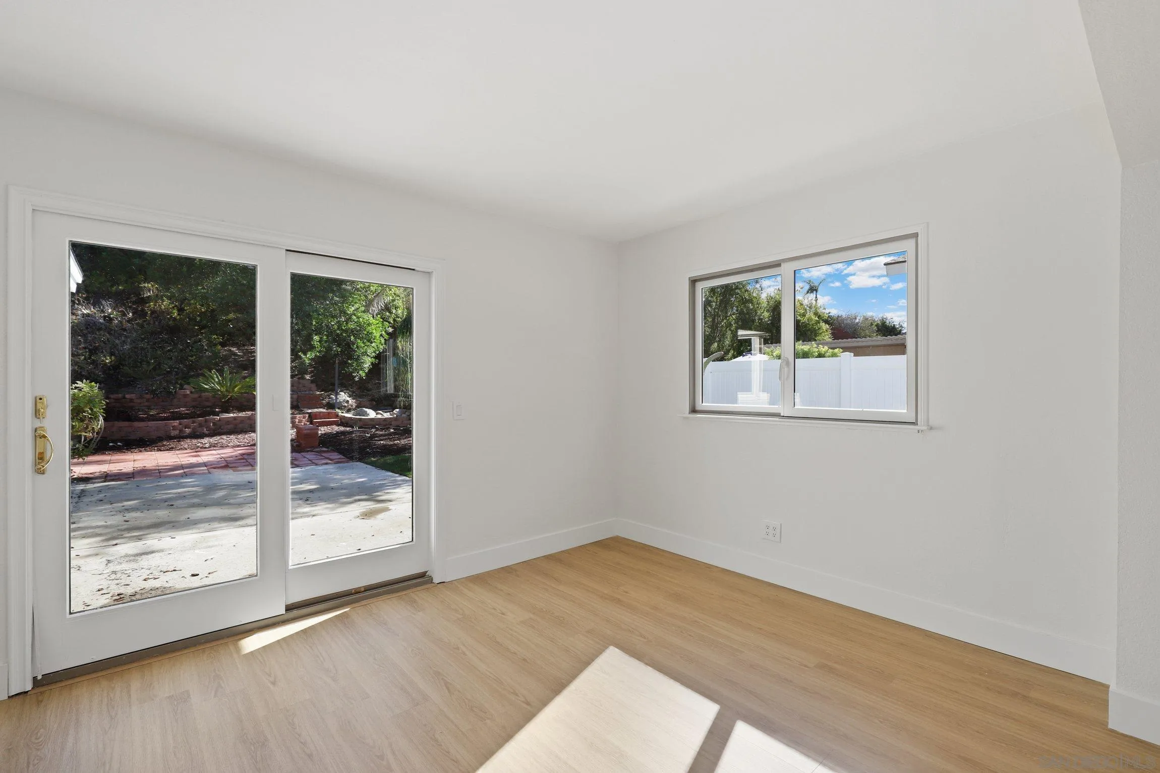 4112 Beach Bluff Road Carlsbad, CA 92008 - Photo 17 of 40 Gallery Image 17