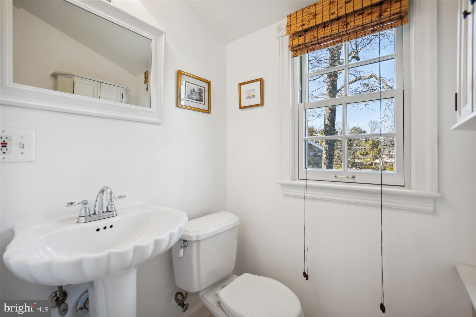 5950 Wilton Road Alexandria, VA 22310 - Photo 61 of 97 Bathroom #2