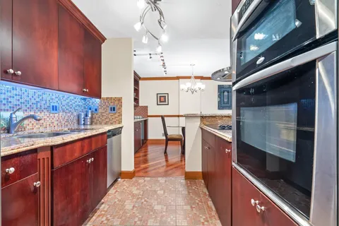 $499,500 | 950 Ponce De Leon Road, Unit 109, Boca Raton, FL 33432