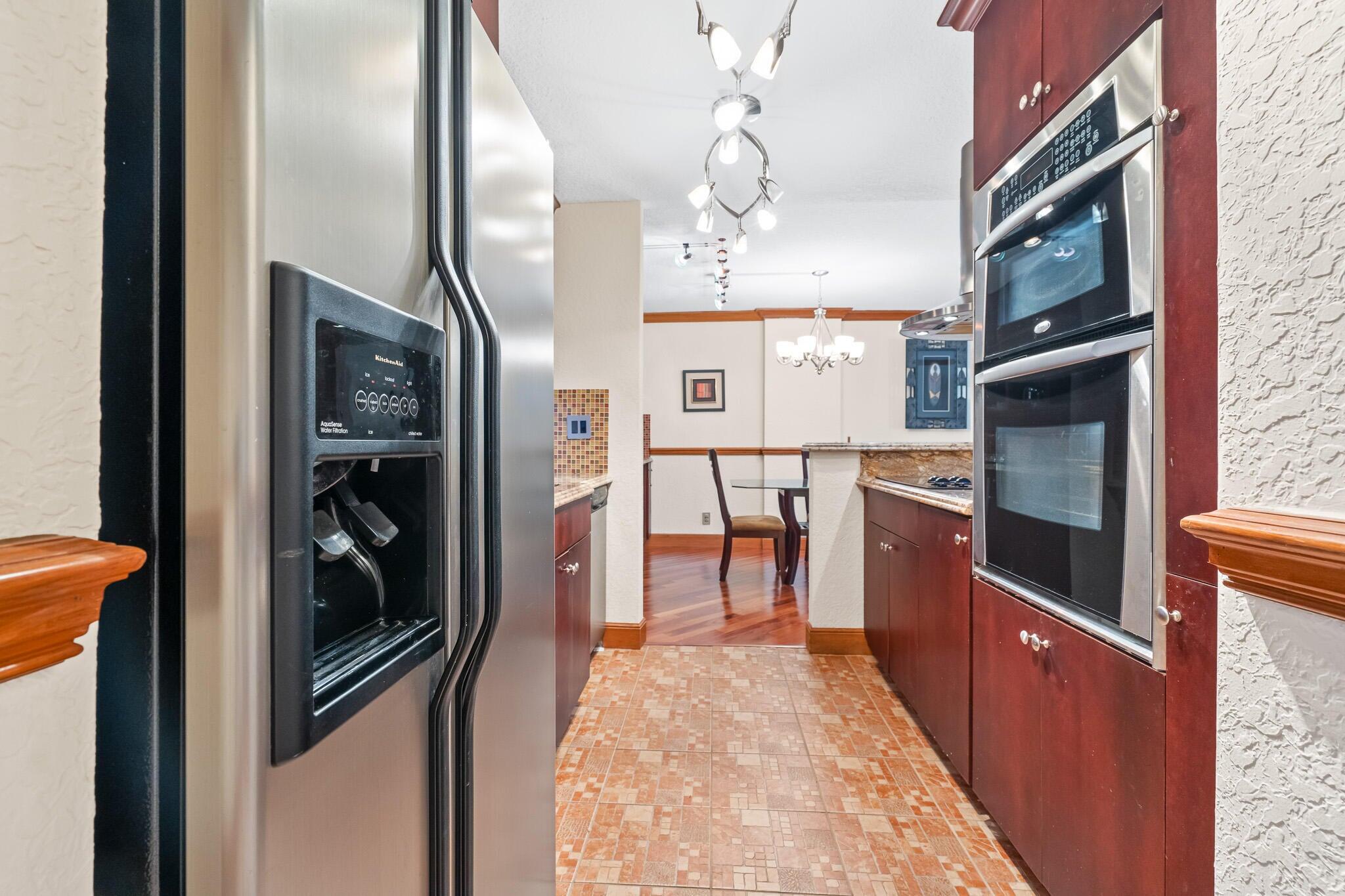 950 Ponce De Leon Road, Unit 109 Boca Raton, FL 33432 - Photo 12 of 39 Kitchen