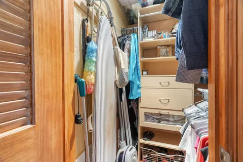 $499,500 | 950 Ponce De Leon Road, Unit 109, Boca Raton, FL 33432