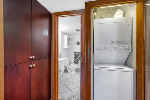 $499,500 | 950 Ponce De Leon Road, Unit 109, Boca Raton, FL 33432