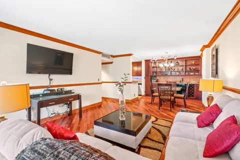 $499,500 | 950 Ponce De Leon Road, Unit 109, Boca Raton, FL 33432