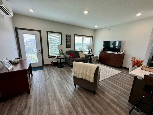 $279,900 | 715 Lake Shore Drive Northeast, Unit 209, Bemidji, MN 56601