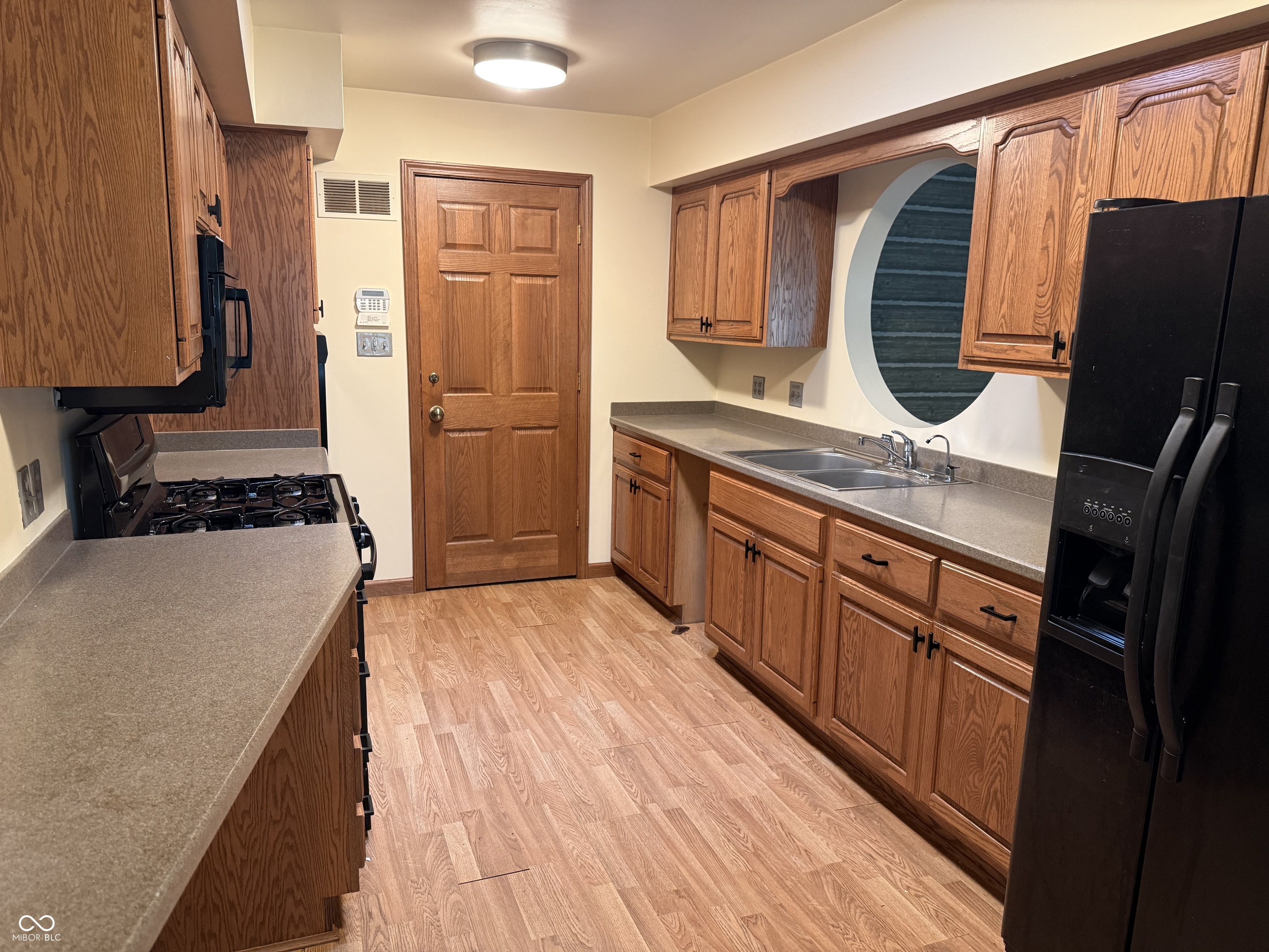 6648 McFarland Road Indianapolis, IN 46227 - Photo 3 of 33