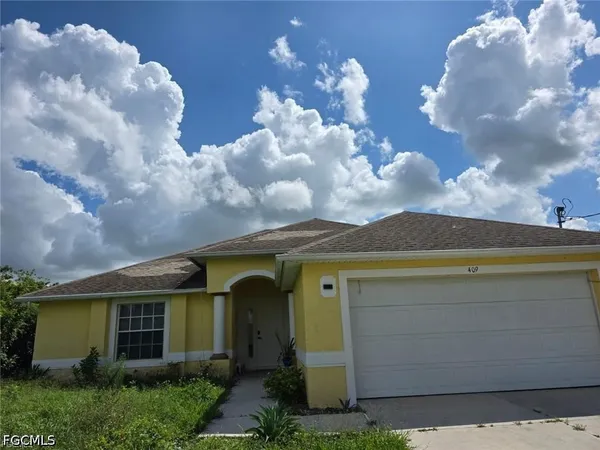$1,800 | 409 Hull Avenue South, Lehigh Acres, FL 33974