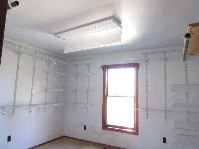 213 Emory Heights Road Harriman, TN 37748 - Photo 11 of 12 room1