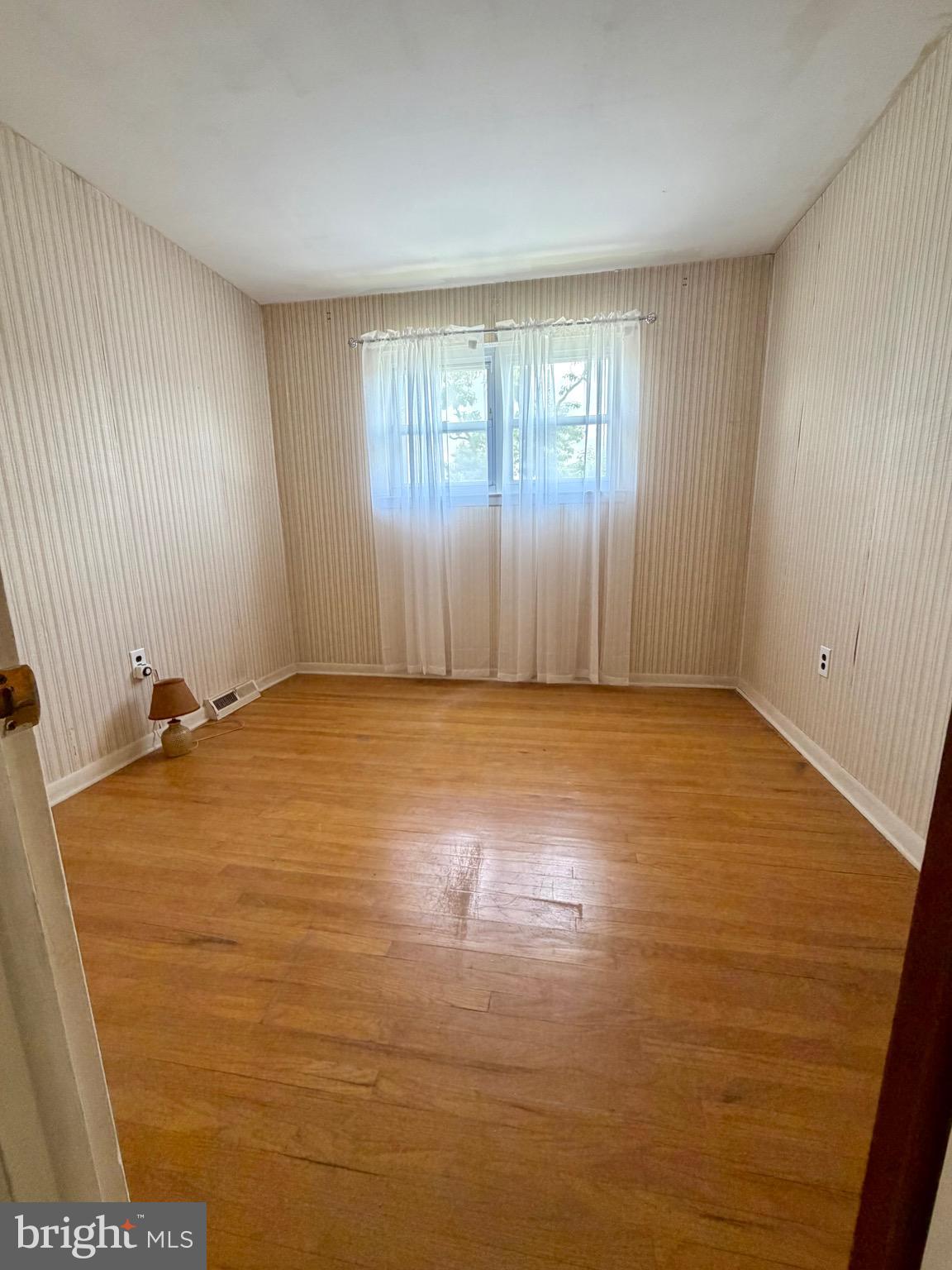 1258 Tulip Road Warminster, PA 18974 - Photo 11 of 22 2nd Bedroom, hardwood floors