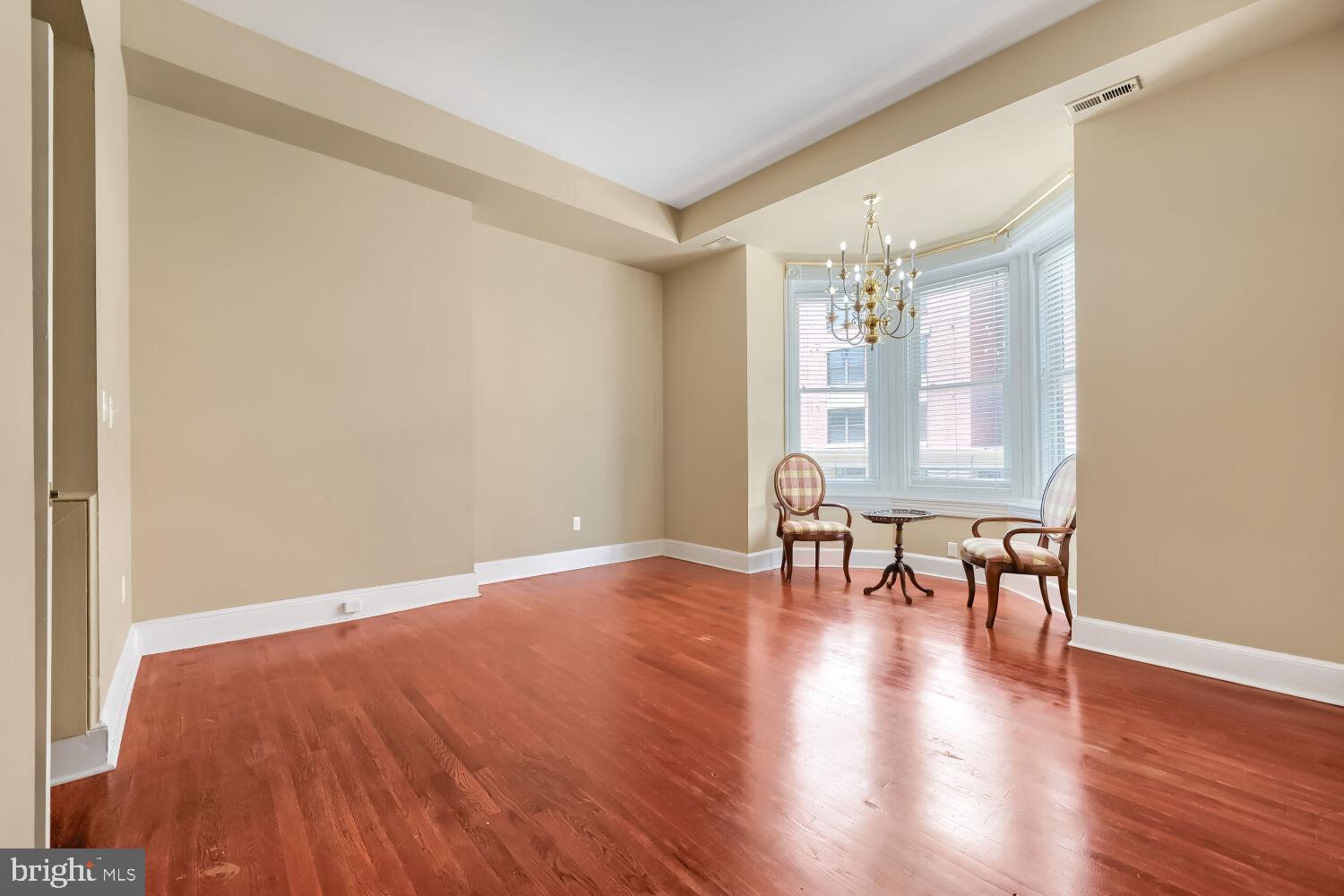 11 West Biddle Street, Unit 11B Baltimore, MD 21201 - Photo 4 of 17