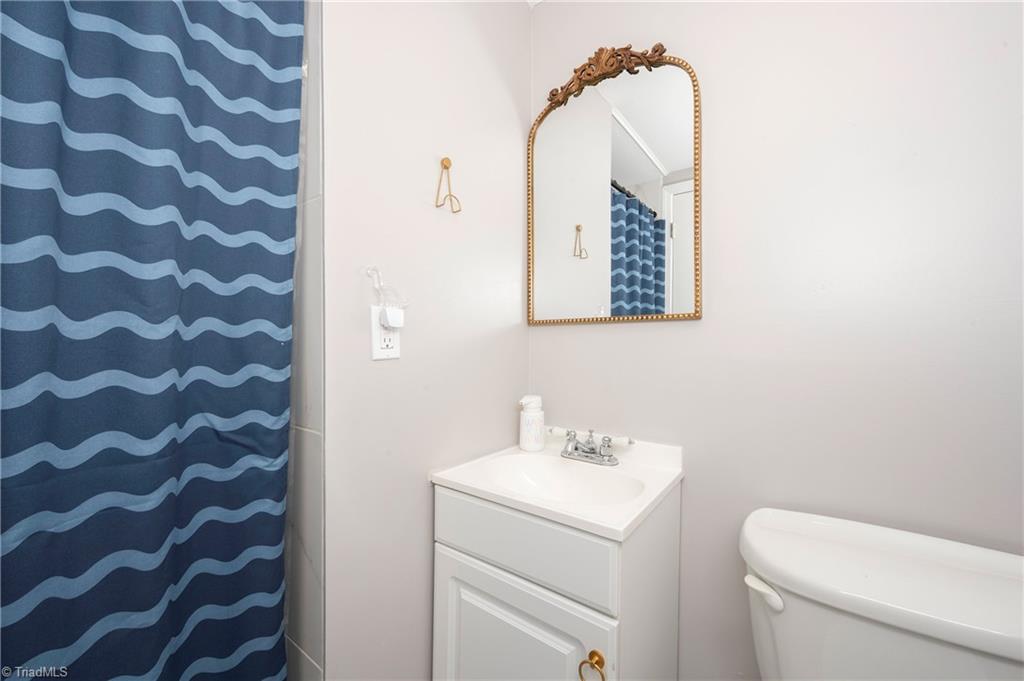 4770 New Walkertown Road Walkertown, NC 27051 - Photo 19 of 27