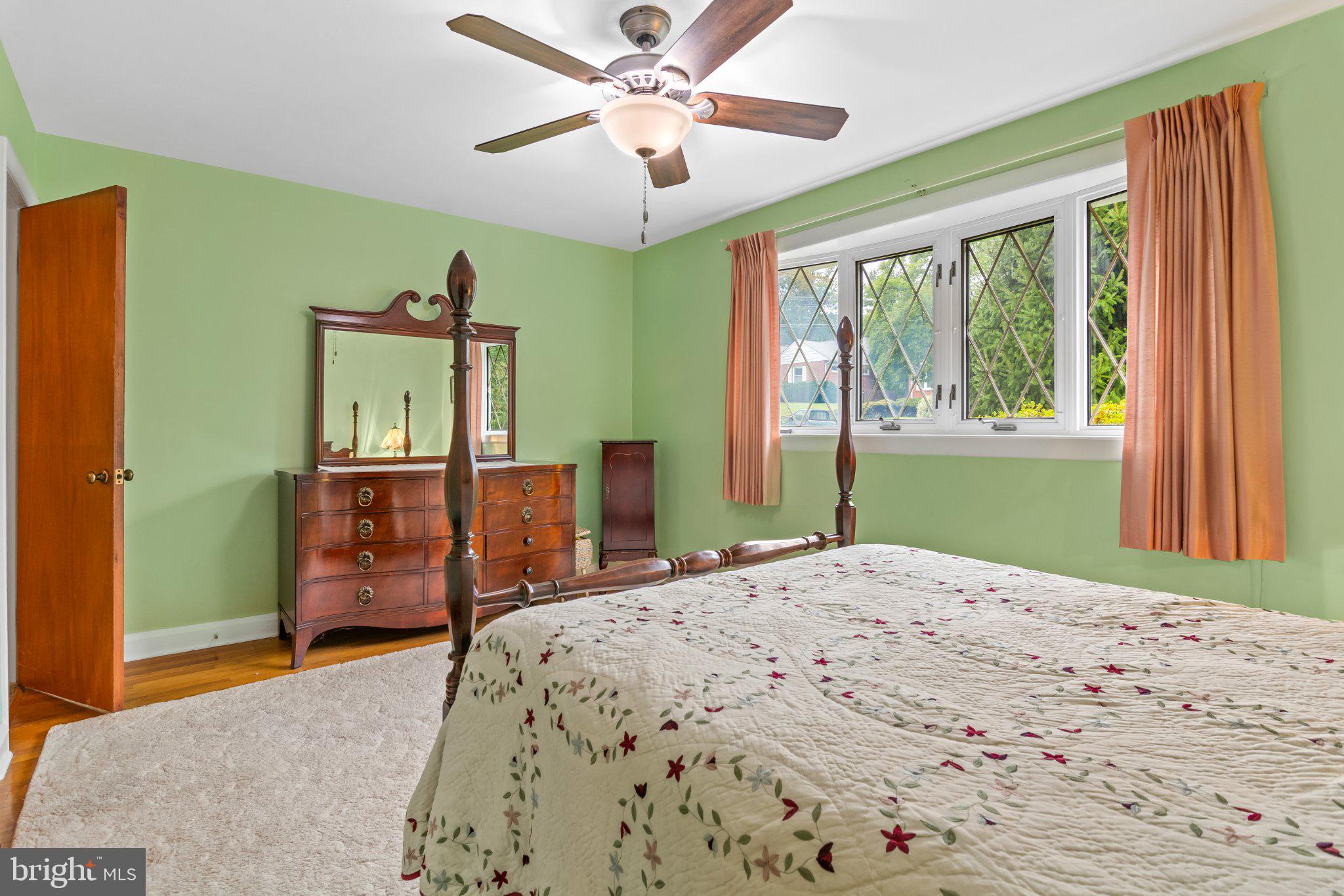 534 Brook Road Baltimore, MD 21286 - Photo 15 of 41 Bay Window in Primary Bedroom