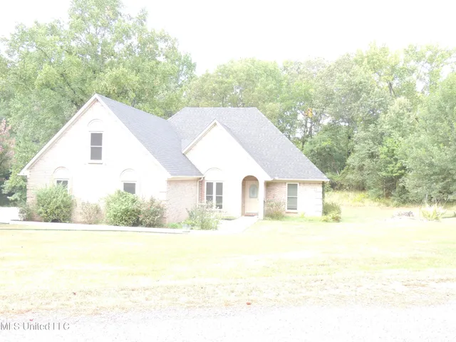 $315,000 | 2780 North Crockett Road, Senatobia, MS 38668