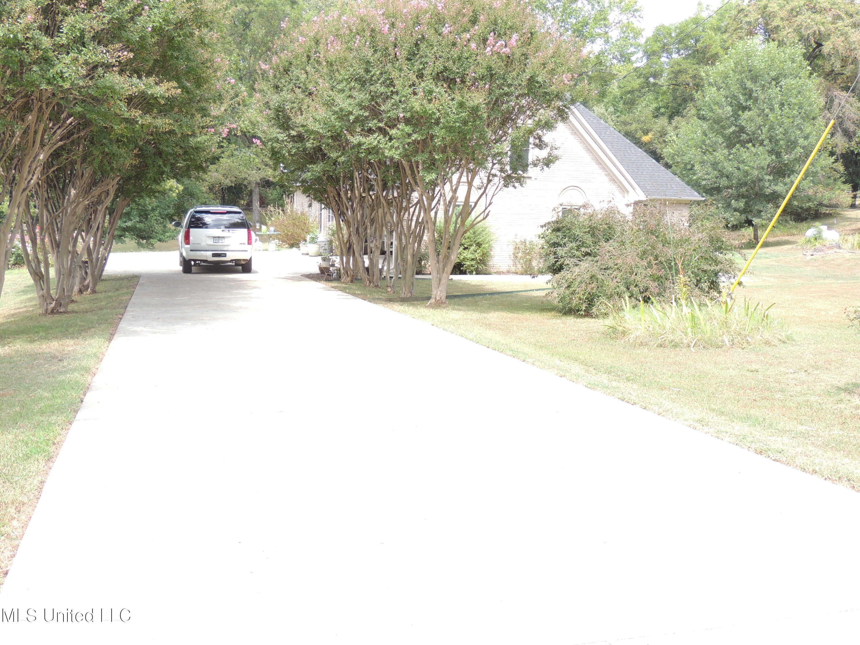 2780 North Crockett Road Senatobia, MS 38668 - Photo 2 of 35 DSCN5076