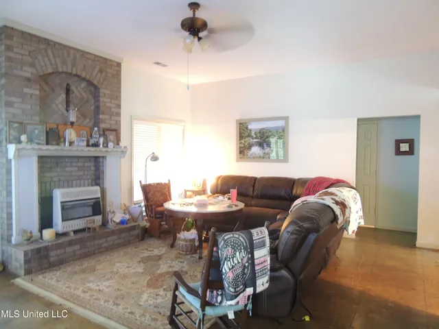 $315,000 | 2780 North Crockett Road, Senatobia, MS 38668