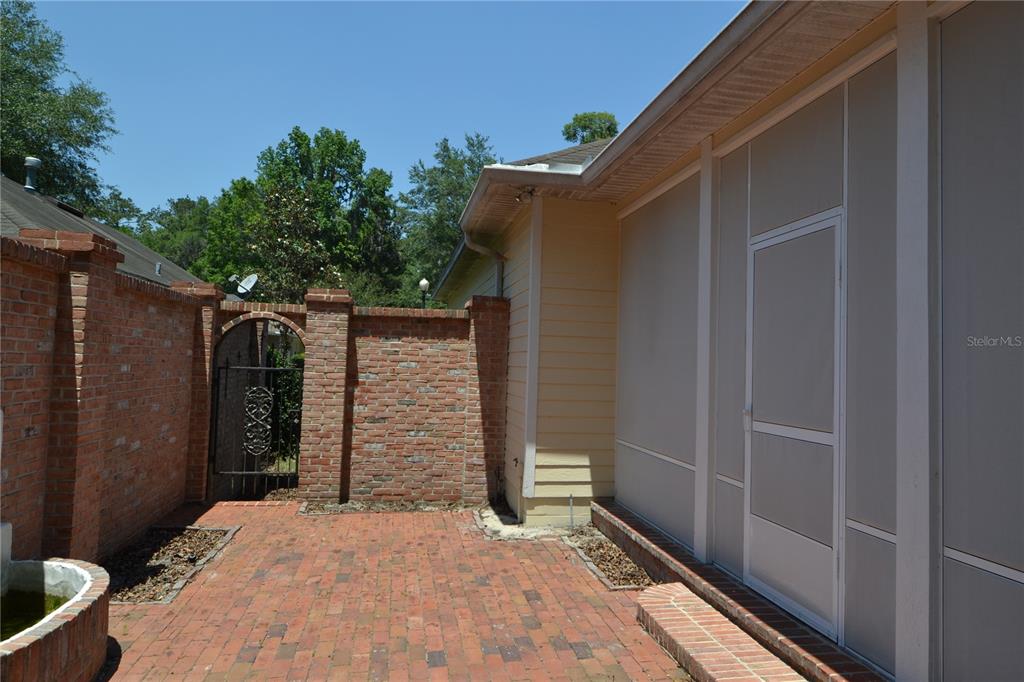 79 Northwest 48th Boulevard Gainesville, FL 32607 - Photo 25 of 30