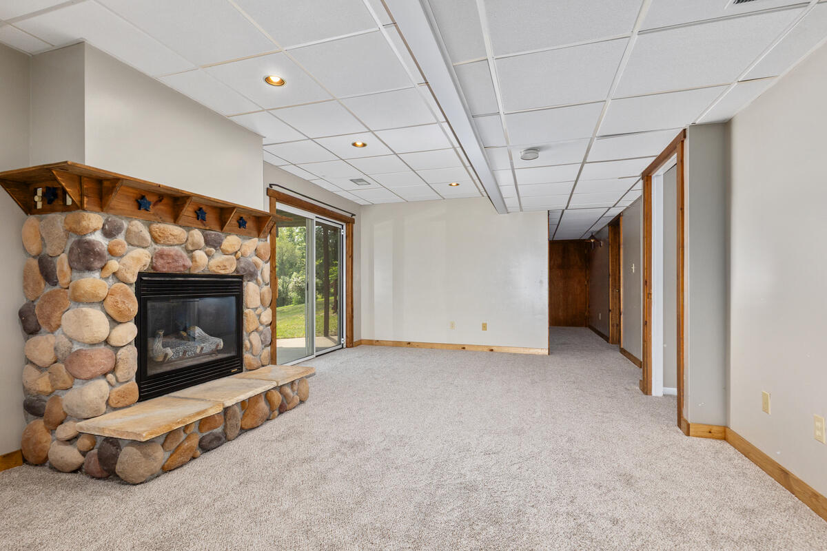5265 Belding Road Belding, MI 48809 - Photo 19 of 37 5265-Belding_017