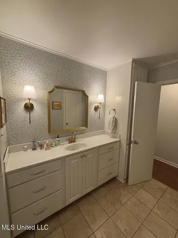 $195,000 | 706 West Gresham Street, Indianola, MS 38751