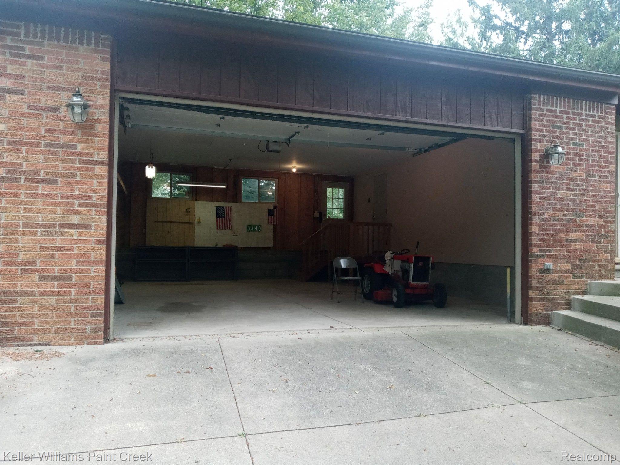 3340 Hadden Road Rochester, MI 48306 - Photo 11 of 20 Gallery Image 11