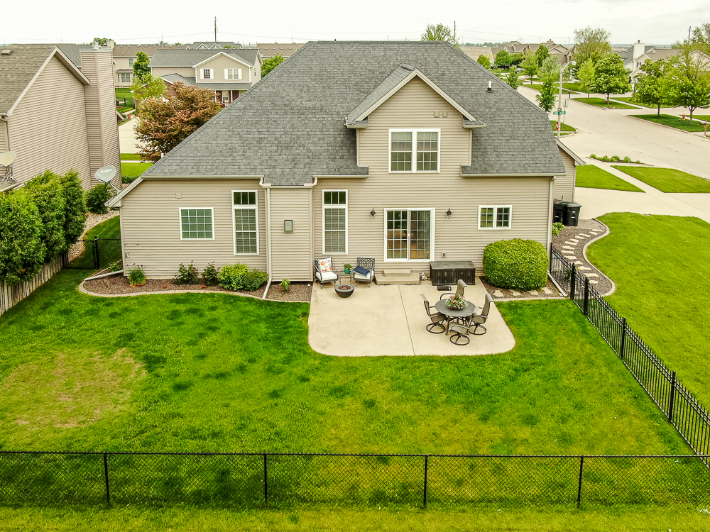 3021 Two Elks Road Normal, IL 61761 - Photo 6 of 28