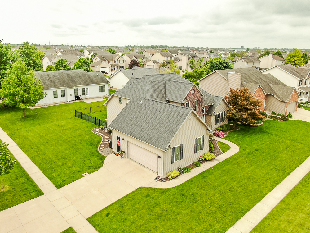 3021 Two Elks Road Normal, IL 61761 - Photo 8 of 28