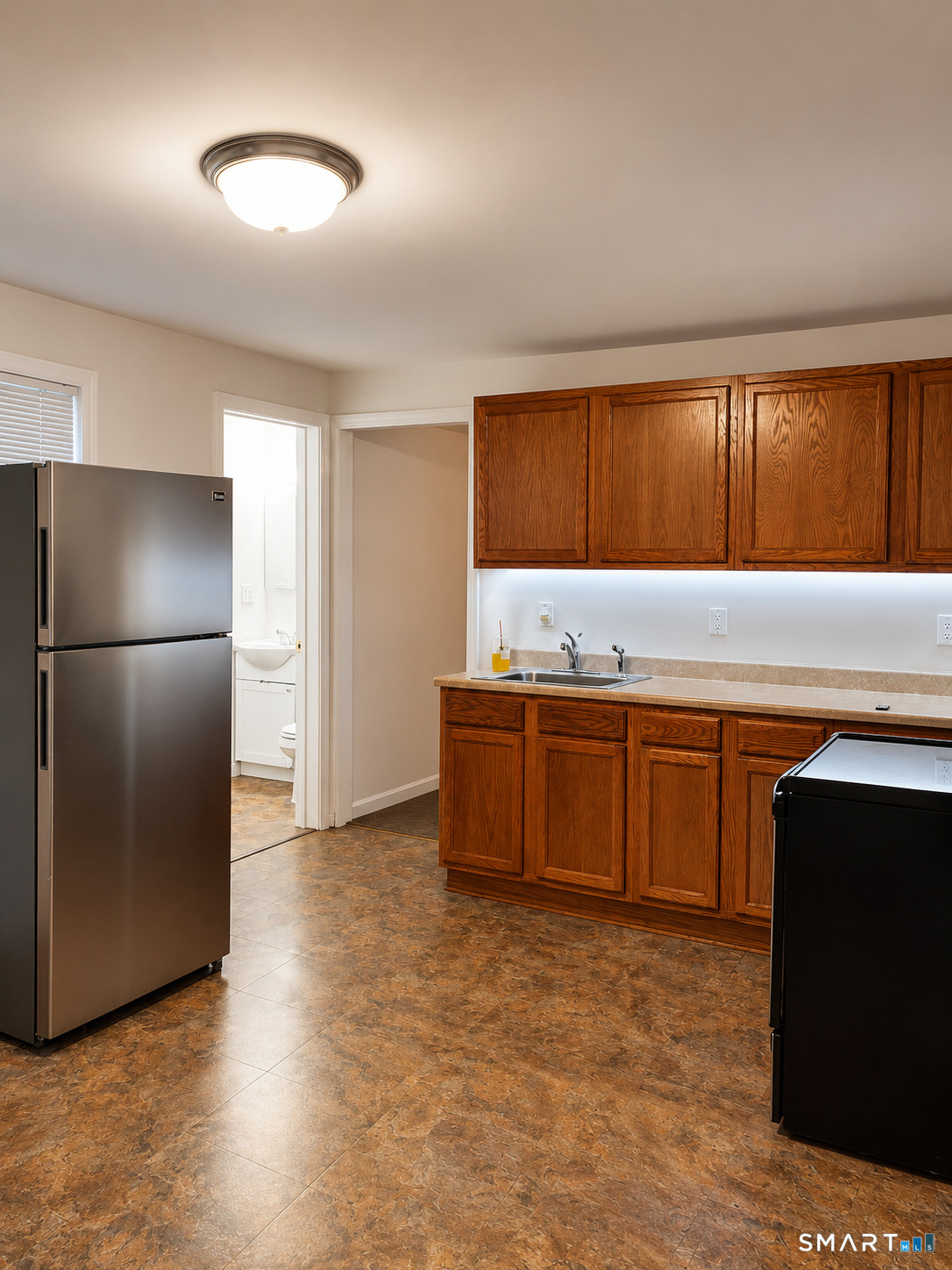 18 North 3rd Street Meriden, CT 06451 - Photo 22 of 32