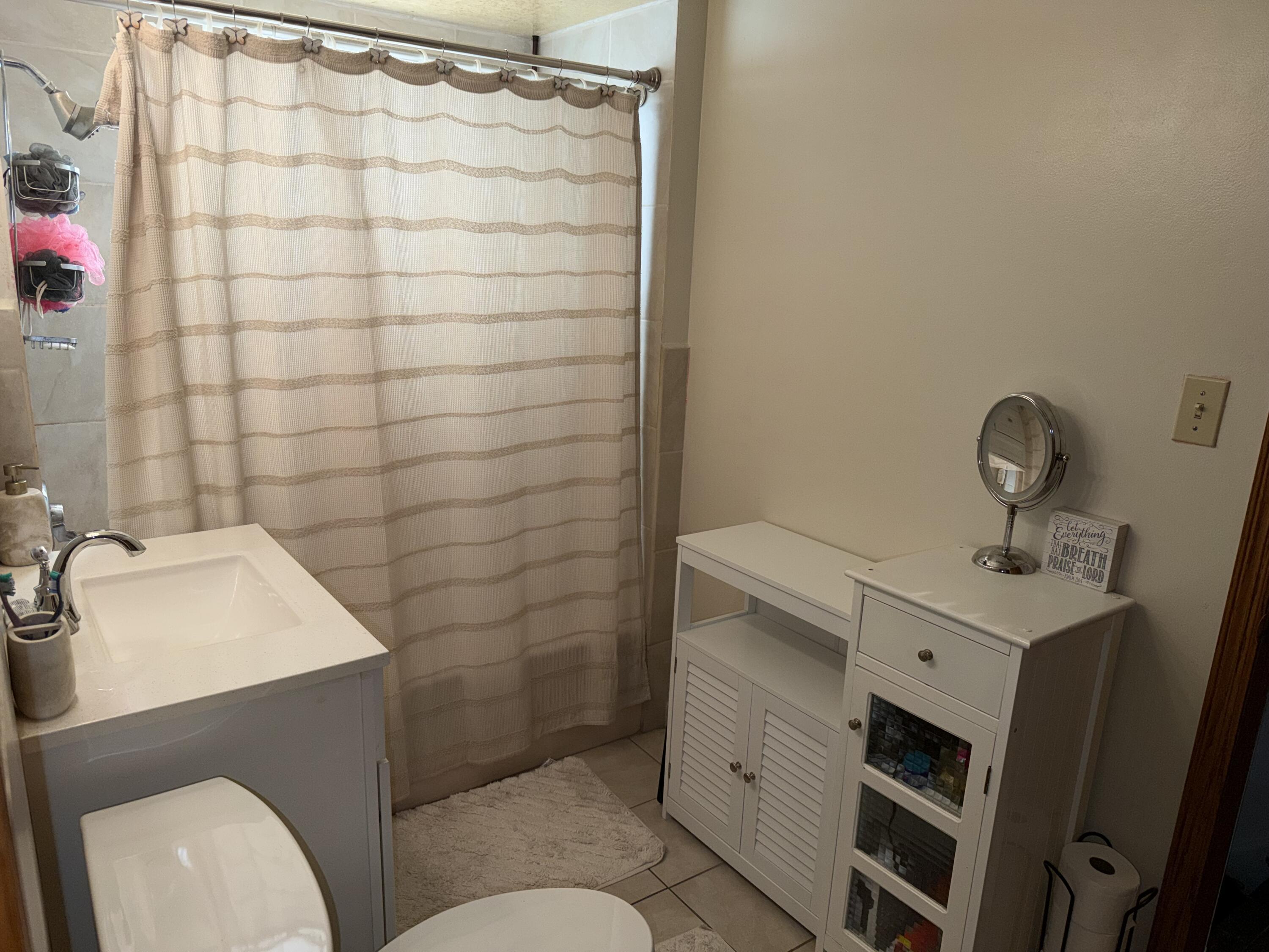 1226 Goold Street Racine, WI 53402 - Photo 14 of 14 IMG_2452