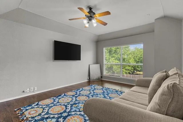 $3,000 | 4009 Mulberry Drive, Garland, TX 75043