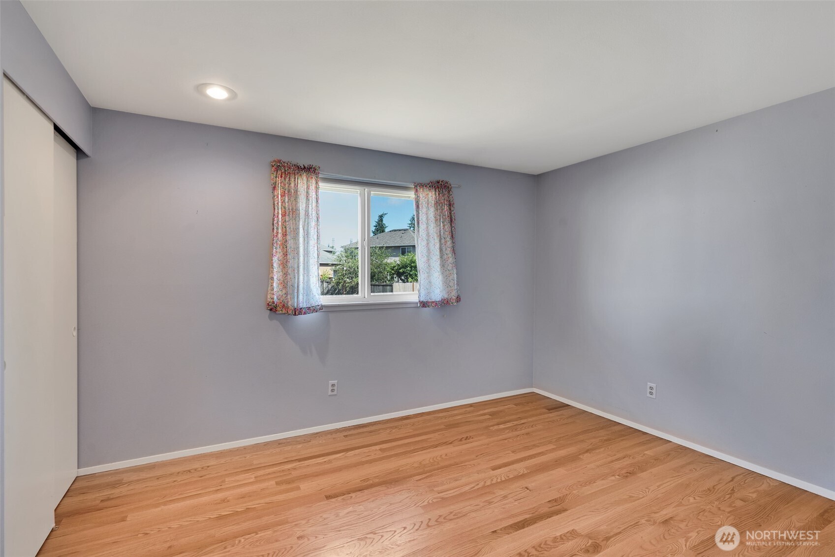 1010 Southwest 348th Place Federal Way, WA 98023 - Photo 24 of 36 Gallery Image 24