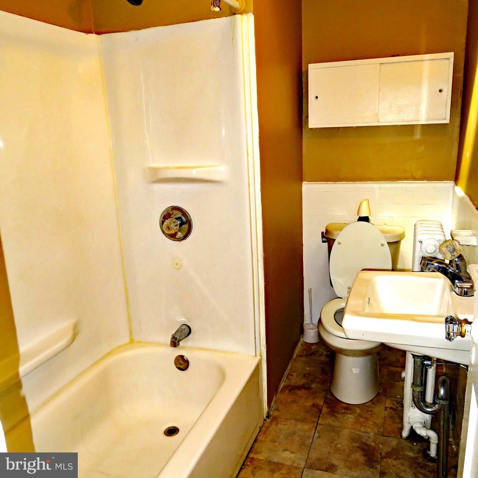 7710 Temple Road Philadelphia, PA 19150 - Photo 14 of 18 HALL BATHROOM