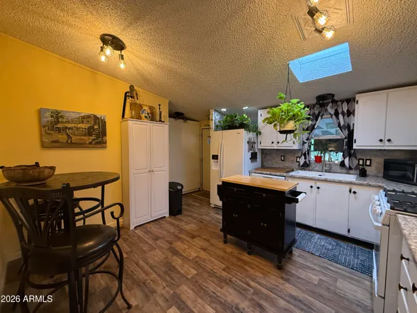 $229,900 | 5665 South Mesquite Tree Lane, Hereford, AZ 85615