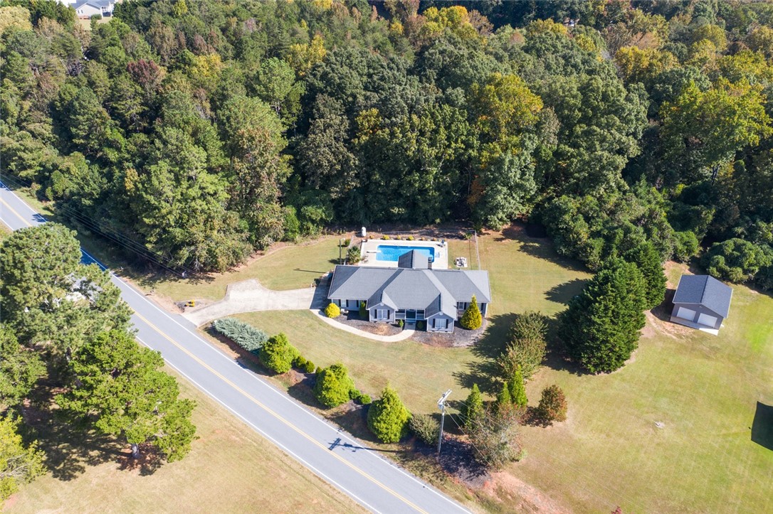 331 Radisson Road Seneca, SC 29678 - Photo 1 of 38 Gallery Image 1