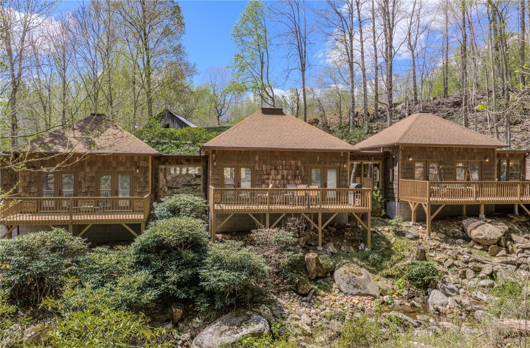 426 Cook Town Road Bakersville, NC 28705 - Photo 2 of 50