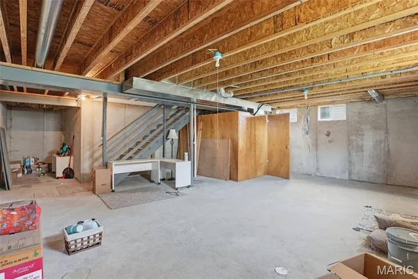 $269,000 | 510 Country Cir Drive, Lake St. Louis, MO 63367